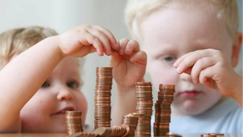 <br />
Эксперты рассказали, какие доходы учитываются при расчете детских пособий в 2022 году до 1,5 лет                