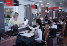 Когда возобновят работу многофункциональные центры России