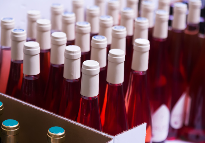МРЦ на алкоголь в 2022 году: Правительство повысило минимальную розничную цену на крепкий алкоголь с 5 февраля 2022 года