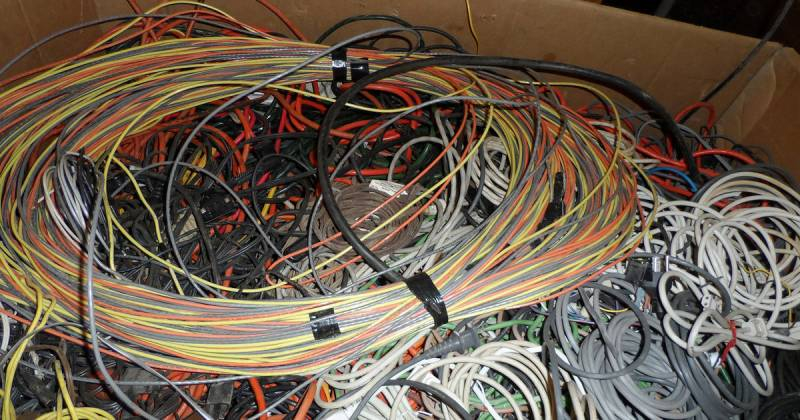 <br />
Почему опытные электрики собирают все обрезки проводов                