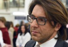 Серьезный недуг или неудачная пластика: почему Андрей Малахов носит парик