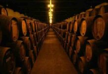 Зачем шотландцы покупают старые бочки