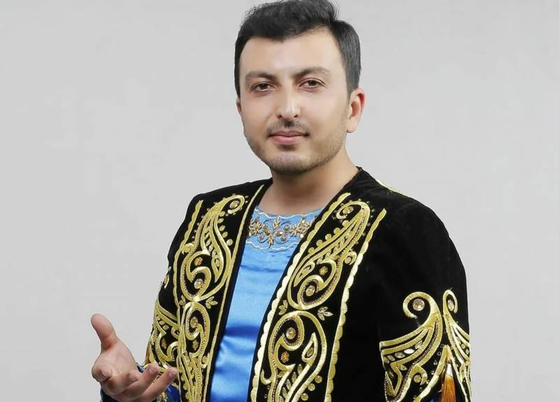 <br />
Известный таджикский певец Дамирбек Олимов погиб после страшного ДТП                