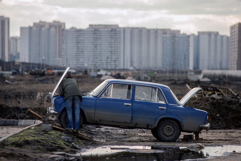 СТО в СССР: Как советские люди обслуживали машины без автосервисов?