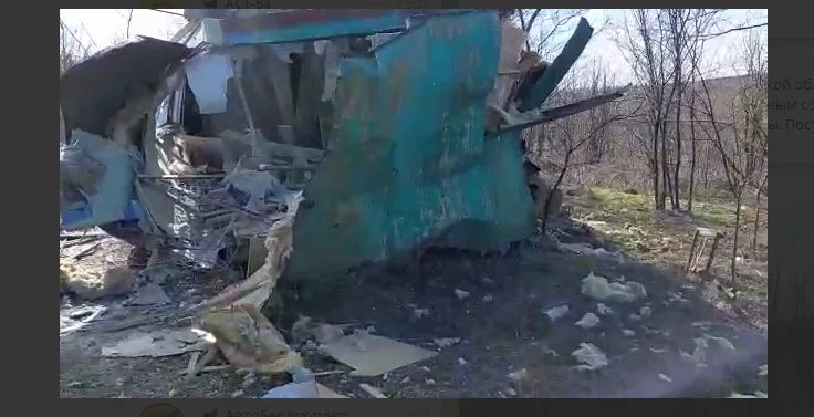Война с Украиной-2022: Украинские военные разбомбили пограничный пункт в Ростовской области — на него упал снаряд