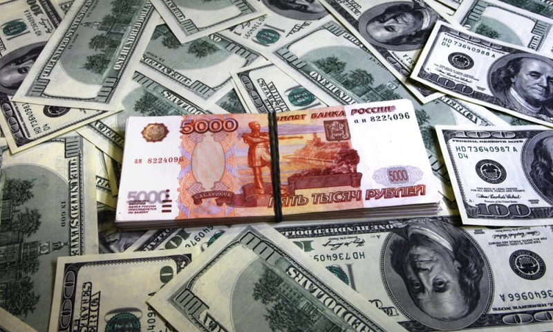 Центробанк: вклады в долларах и евро «автоматически» вернут в рублях — все, что свыше эквивалента $10 тысяч