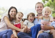 День одиноких родителей отмечают 21 марта 2022 года в России и мире