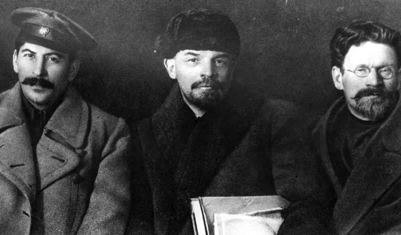 Факты истории: Зачем Сталин преследовал Троцкого?