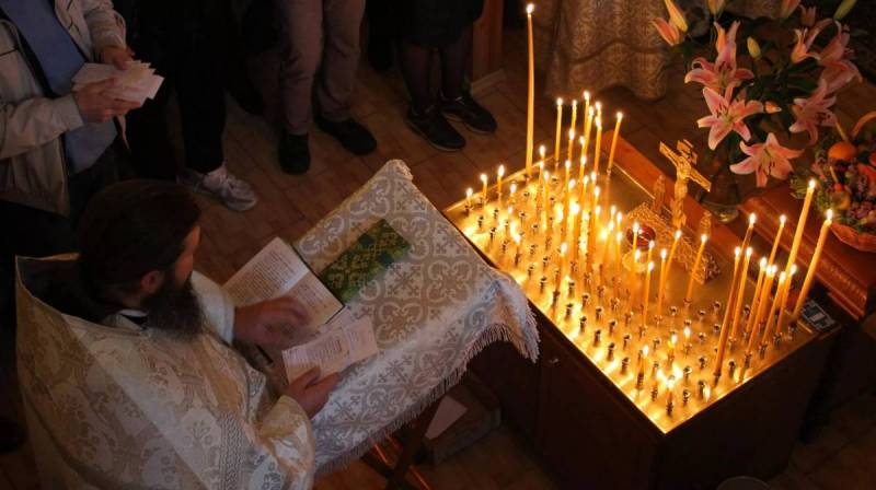 <br />
Кого православные верующие поминают в родительскую субботу 26 марта 2022 года                