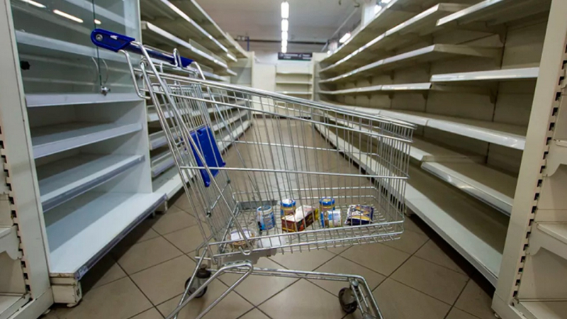 В Екатеринбурге в магазинах пропал сахар, теперь жители раскупают соль