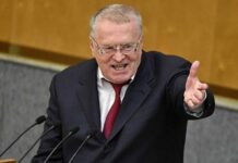 Владимир Жириновский после выхода из медикаментозного сна приступил к работе