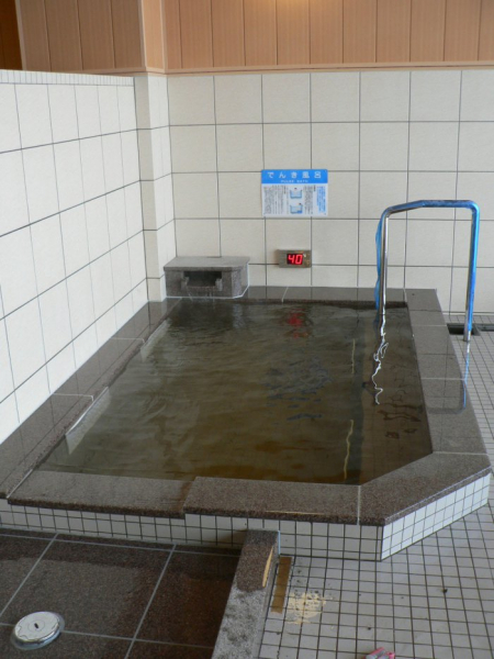 Электрические ванны в Японии