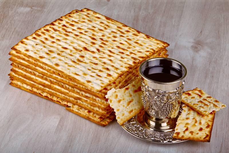 <br />
Когда иудеи читают праздничные молитвы в Песах с 15 по 23 апреля 2022 года                