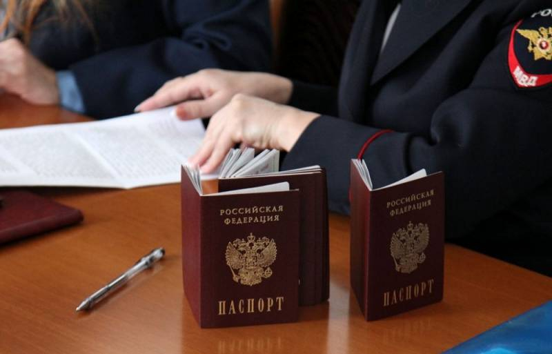 <br />
Могут ли россияне получить заграничный паспорт за рубежом в 2022 году                