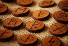 Рунический гороскоп от Игоря Вечерского на неделю со 2 по 8 мая 2022 года для всех знаков зодиака