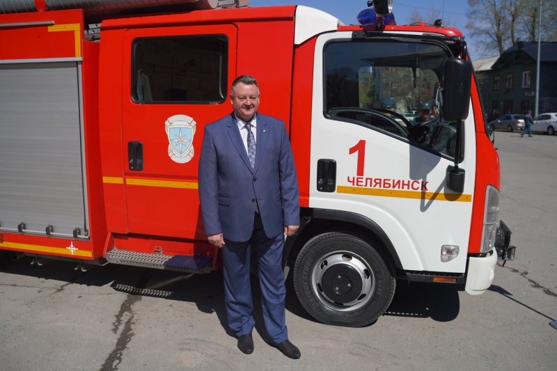 Валерий Устинов: «Пожарные выполнят свой долг, даже с риском для собственной жизни»