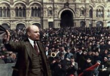 Зачем тело великого советского вождя Владимира Ленина хранят в самом сердце РФ