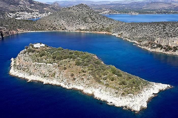 <br />
Археологи обнаружили в Эгейском море таинственный остров. Оказывается, греки строили пирамиды                