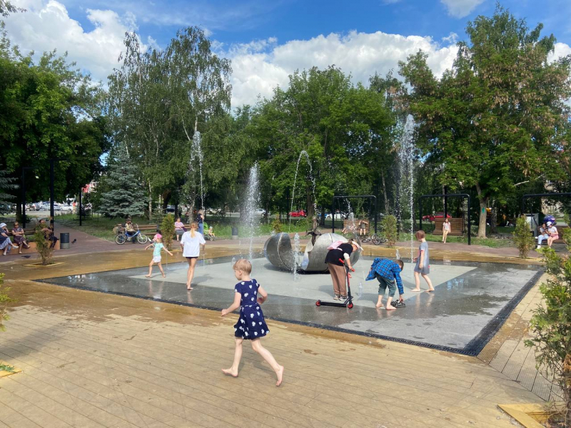 Чиновники объяснили, почему не работает фонтан на Тополиной аллее в Челябинске