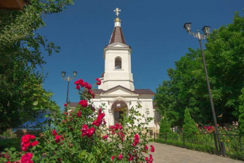 <br />
Какой церковный праздник сегодня, 19 июня 2022 года, отмечают православные                