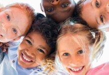 Какой праздник отмечают в разных странах 4 июня 2022 года