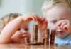 Новое ежемесячное пособие 10 000 рублей для семей с детьми в июле 2022 года: что о нем известно