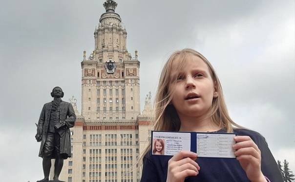 <br />
Попытка номер два: 8-летний брат Алисы Тепляковой поборется за студенческий билет МГУ                