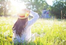 Тельцам нужно опасаться сплетен, а Близнецам откровенных разговоров: гороскоп на 1 июля 2022 года