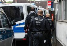 Датчанин устроил стрельбу в торговом центре Копенгагена