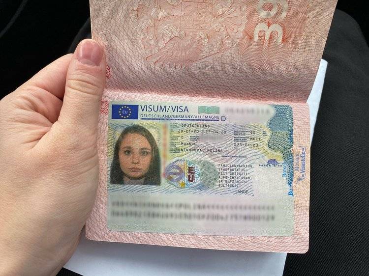 <br />
Где и как россияне могут получить шенгенскую визу в июле и августе 2022 года                