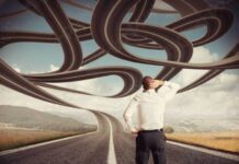 Каким знакам зодиака до конца июля 2022 года предстоит сделать сложный выбор