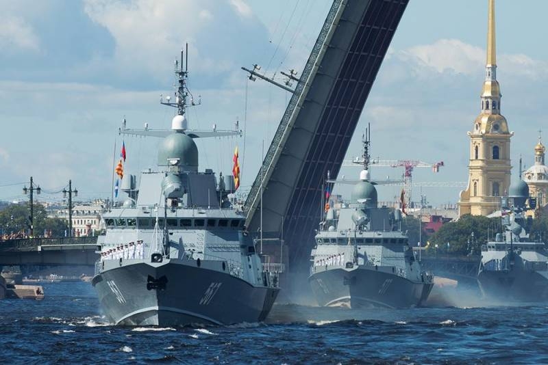 <br />
Какого числа в Санкт-Петербурге пройдет парад в честь Дня ВМФ в 2022 году                