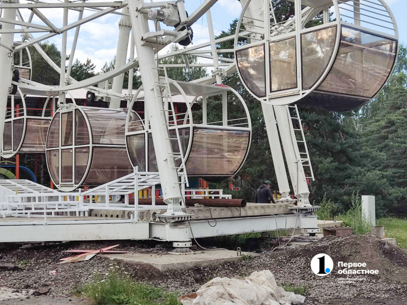 В челябинском парке Гагарина установили колесо обозрения