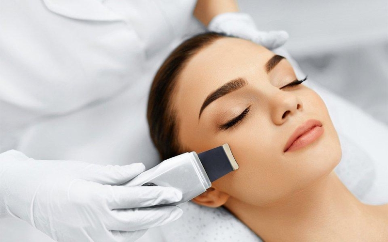 <br />
Чистка лица у косметолога: как выбрать процедуру по типу кожи                