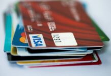 Когда в России начнут блокировать переводы на сумму свыше 10 тысяч рублей