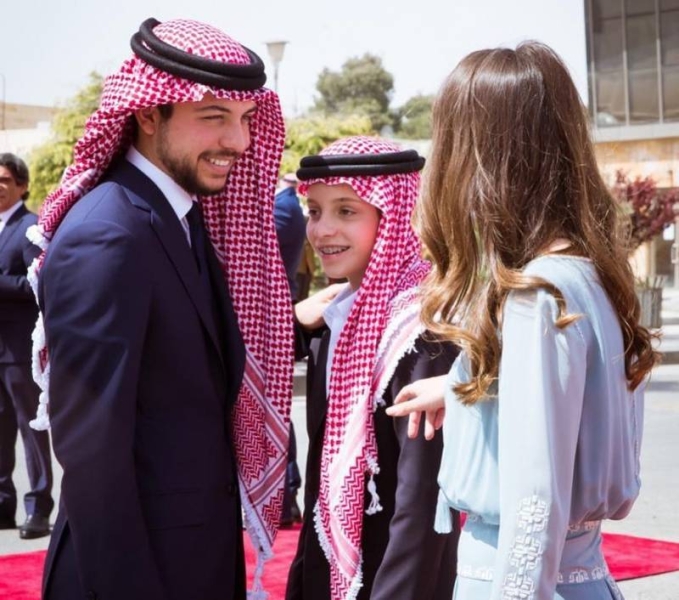 <br />
Наследный принц Иордании Хусейн женится: что известно о его невесте                