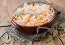 Хрустящая и вкусная: благоприятные дни для засолки капусты в октябре 2022 года