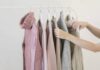 Полезные советы: как складывать свитера, чтобы они сохранили свою форму и внешний вид