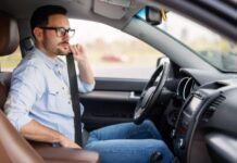 Токсиколог пояснил, почему частая еда за рулем может привести к онкологии