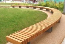 Уличные скамейки: какими они бывают и в чем преимущества современных изделий