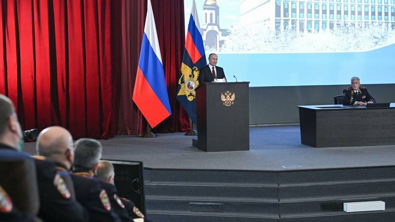 <br />
Владимир Путин обратится к Федеральному Собранию 30 сентября 2022 года                