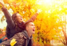 Близнецов ожидает «денежный дождь», а Овнам стоит внимательно смотреть под ноги: ежедневный гороскоп на 19 октября 2022 года для всех знаков зодиака