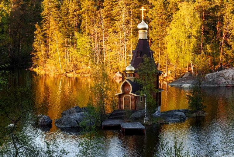 <br />
Какой церковный праздник сегодня, 16 октября 2022 года, отмечают православные христиане                