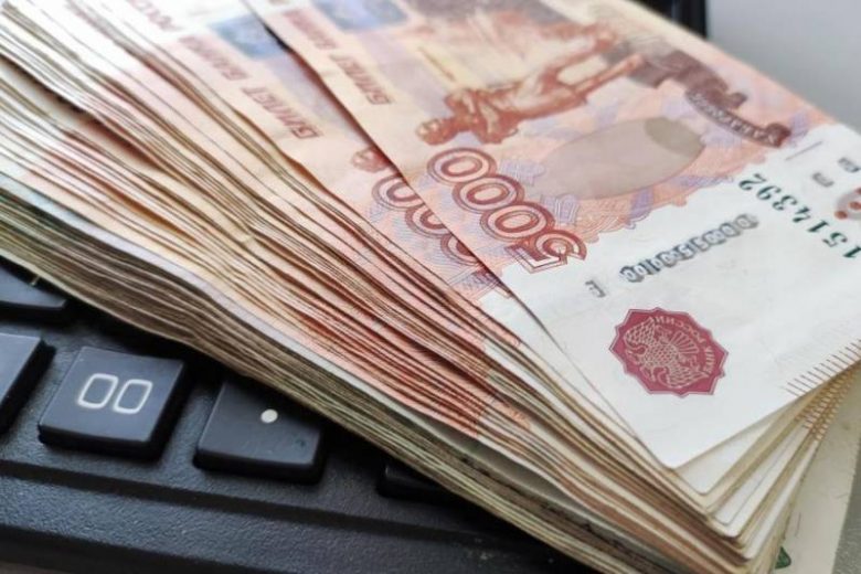 <br />
Кто из россиян может получить новое пособие в размере 100 тысяч рублей                