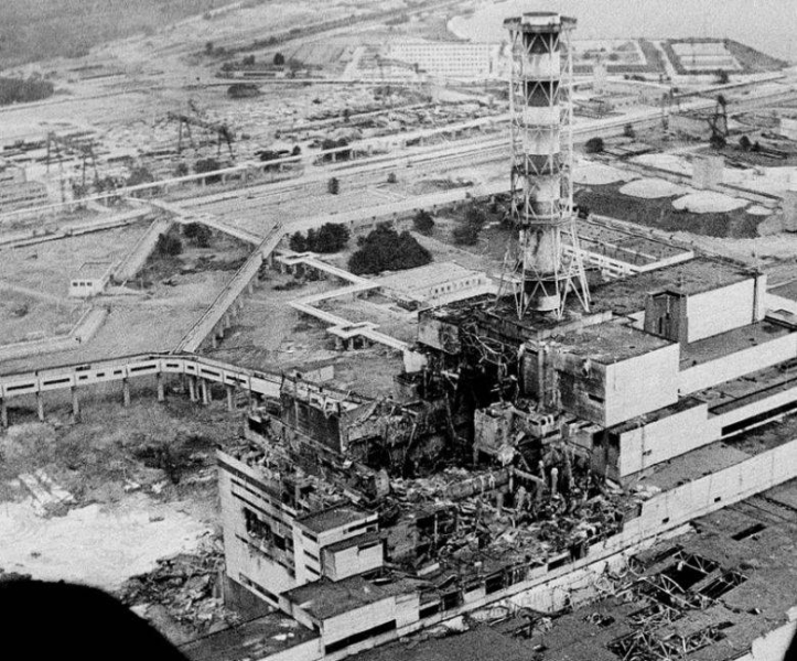 <br />
В чем отличие: почему в Хиросиме можно жить, а в Чернобыле нет?                