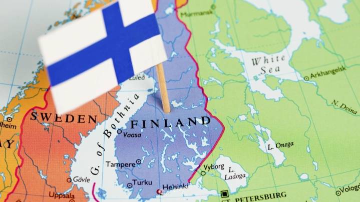 <br />
Власти Финляндии объявили о закрытии границы с Россией с 30 сентября 2022 года                