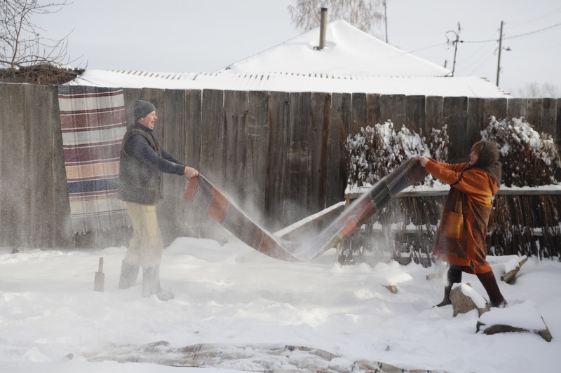 Дым трубой, валенки и конфеты: как селяне Челябинской области переживают 30‑градусные морозы