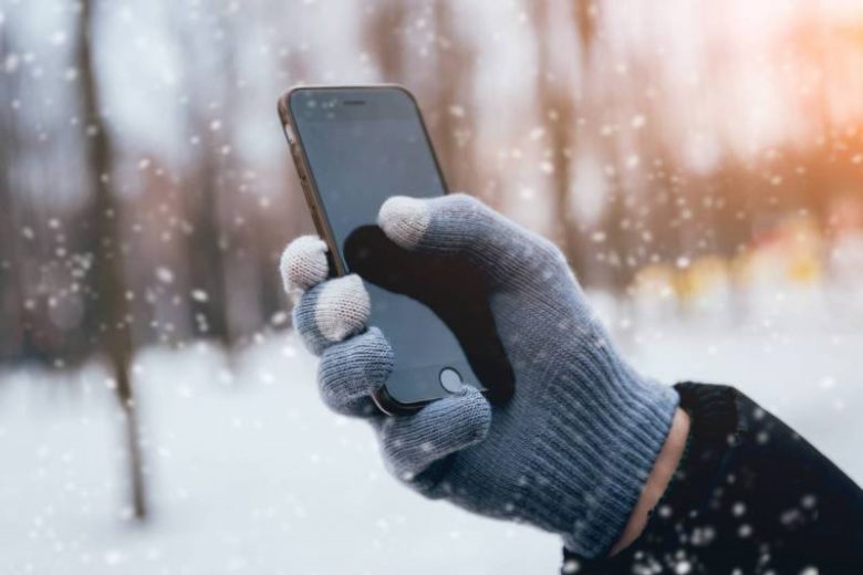 <br />
Эксперт рассказал, как не «убить» смартфон в холодное время года                