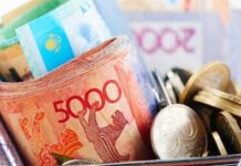 Эксперты пояснили, как получить зарплату, если начальство ее задерживает