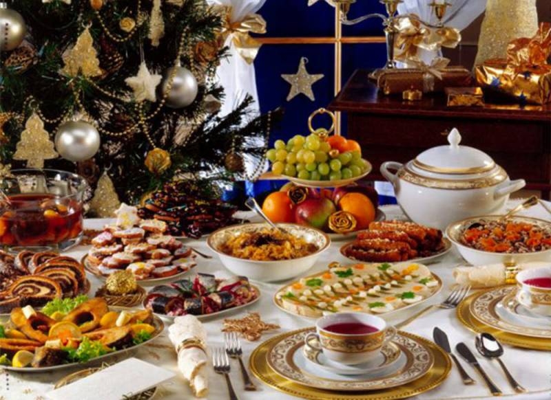 <br />
Как угодить Черному Водяному Кролику: что можно, а что нельзя готовить на праздничный новогодний стол                